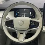 Volvo EM90 2024 лот 57739855 из Китая