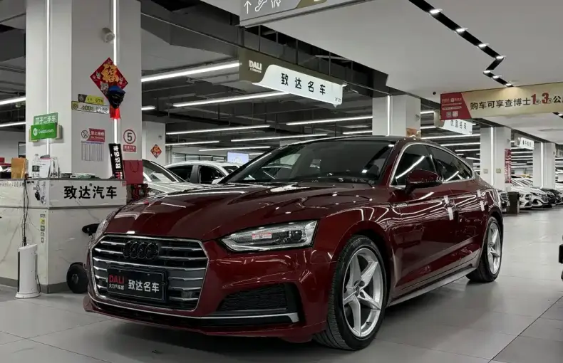 Audi A5 (Import) 2018 из Китая