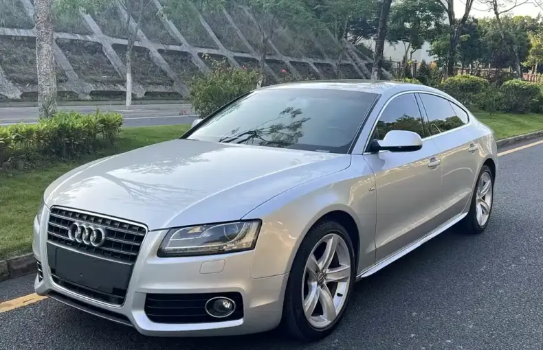 Audi A5 (Import) 2012 из Китая