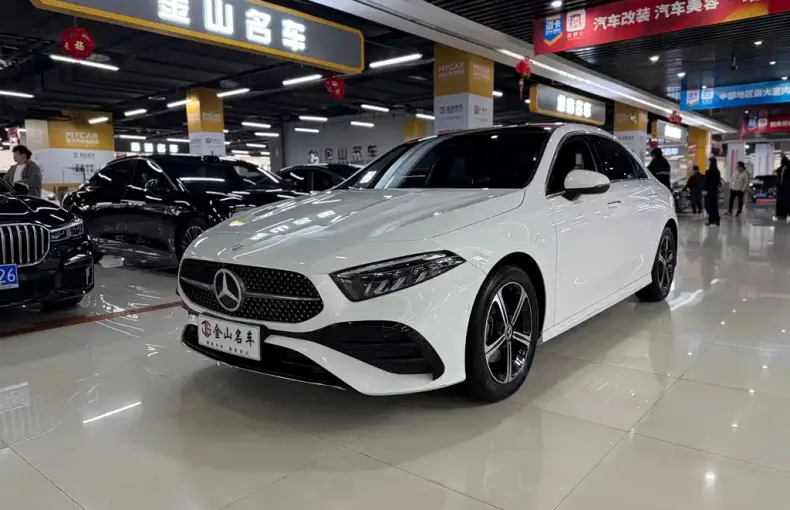 Mercedes-Benz A-Class 2023 из Китая