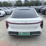 Hongqi Hongqi EH7 2024 лот 57681635 из Китая