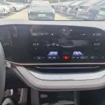 Hongqi Hongqi EH7 2024 лот 57681635 из Китая