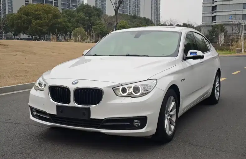 BMW 5 Series GT 2017 из Китая