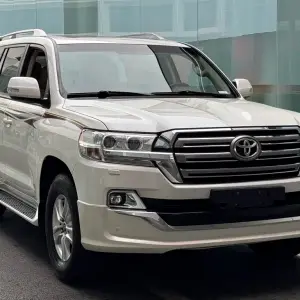 Toyota Land Cruiser 2019 из Китая