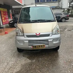 Wuling Rongguang 2014 из Китая