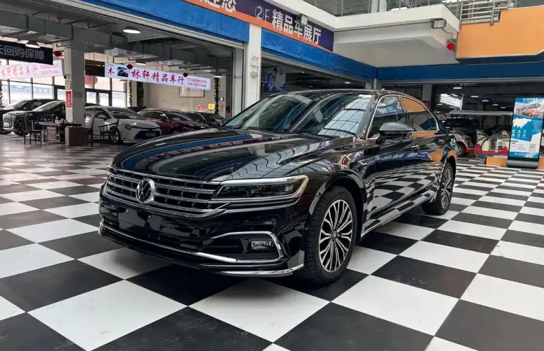 Volkswagen Phideon 2021 из Китая