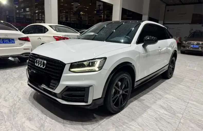 Audi Q2L 2020 из Китая