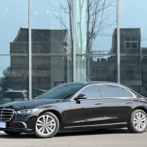 Mercedes-Benz S-Class 2025 из Китая