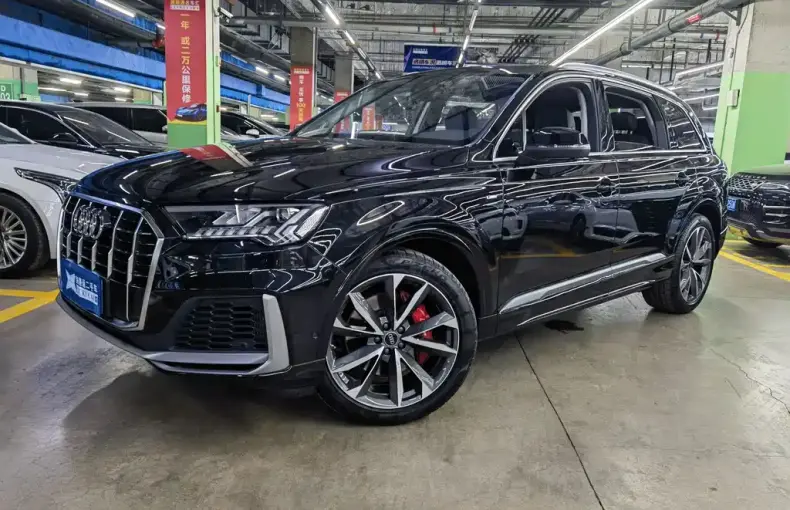 Audi Q7 2024 из Китая