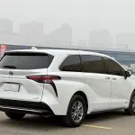 Toyota Sienna 2023 из Китая