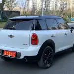MINI Mini Countryman 2012 из Китая