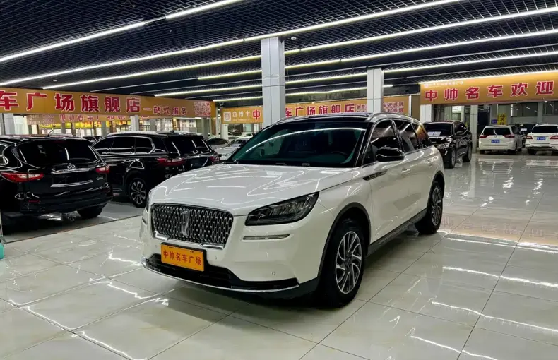 Lincoln Corsair 2022 из Китая