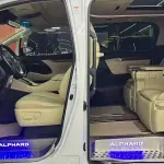 Toyota Alphard 2020 из Китая
