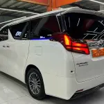 Toyota Alphard 2020 из Китая