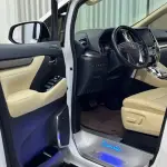 Toyota Alphard 2022 из Китая
