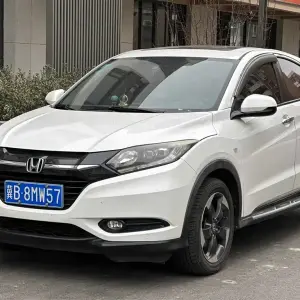 Honda Vezel 2018 136 л.с. из Китая