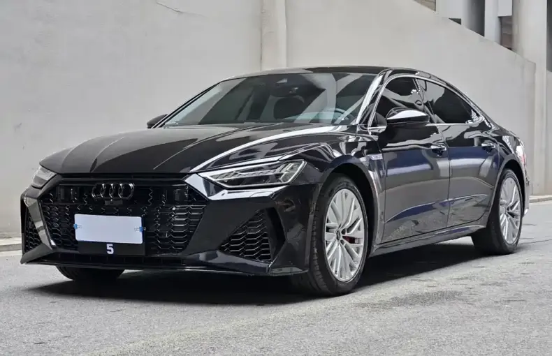Audi A7L 2024 из Китая