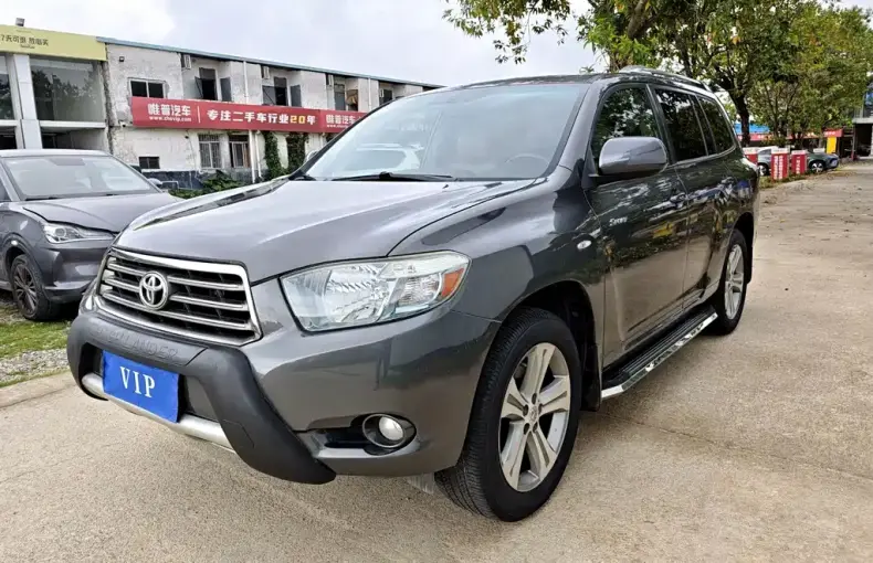 Toyota Highlander 2012 из Китая
