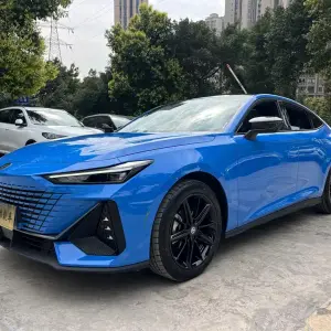 Changan UNI-V 2023 188 л.с. 188 л.с. 188 л.с. 188 л.с. из Китая