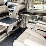 Mercedes-Benz V-Class 2023 211 л.с. — лот 57770015 из Китая