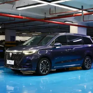 Roewe iMAX8 2021 из Китая