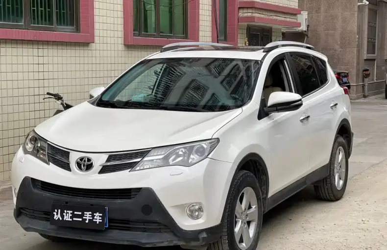 Toyota RAV4 2014 из Китая