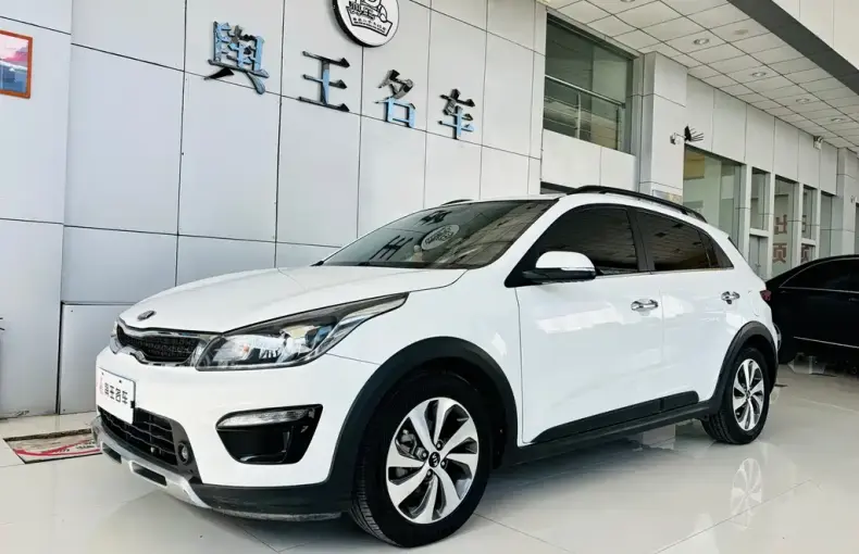 Kia KX Cross 2019 из Китая