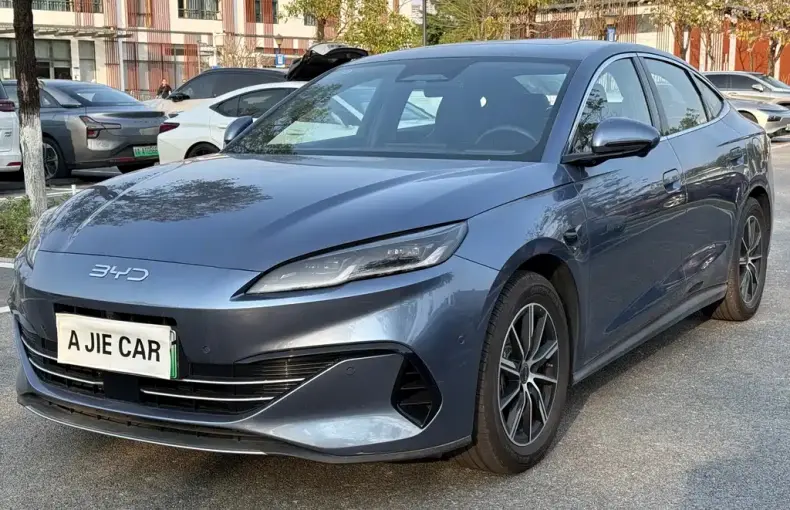 BYD 海豹06 2025 из Китая