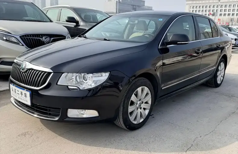 Skoda Superb 2011 из Китая