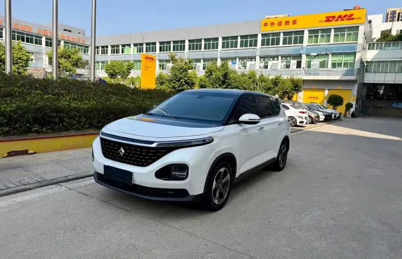 Baojun RM-5 2020 из Китая