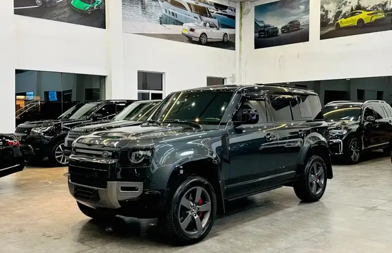 Land Rover Defender 2025 из Китая
