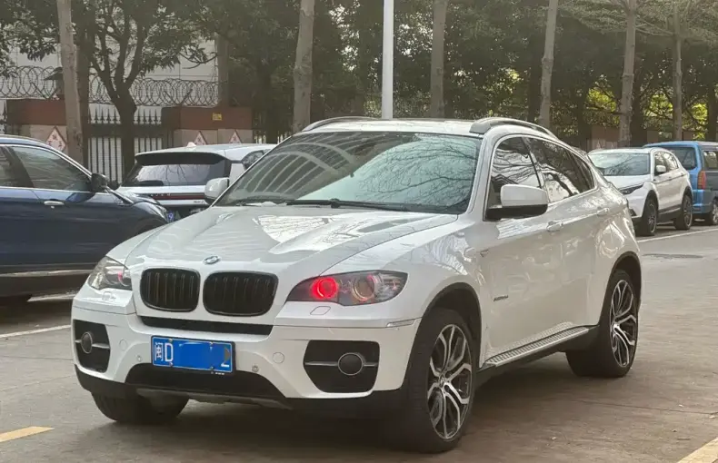 BMW X6 2011 из Китая