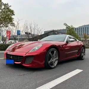 Ferrari 599 2010 620 л.с. 620 л.с. из Китая