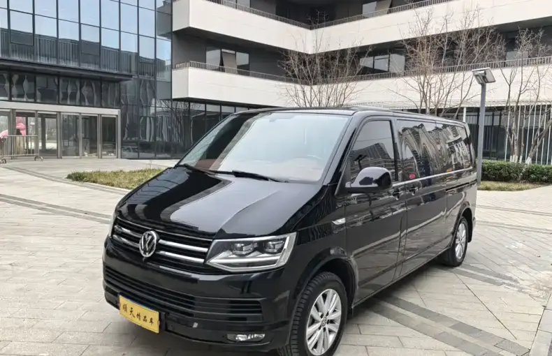 Volkswagen Caravelle 2017 из Китая