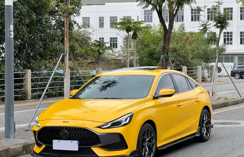 MG MG5 2021 из Китая