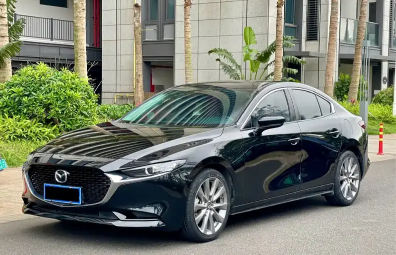Mazda 3 Axela 2021 из Китая