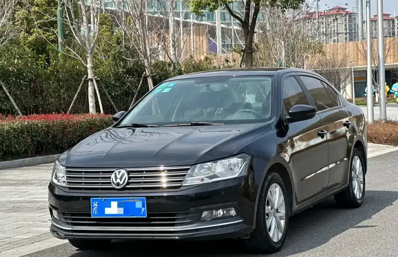 Volkswagen Lavida 2016 из Китая