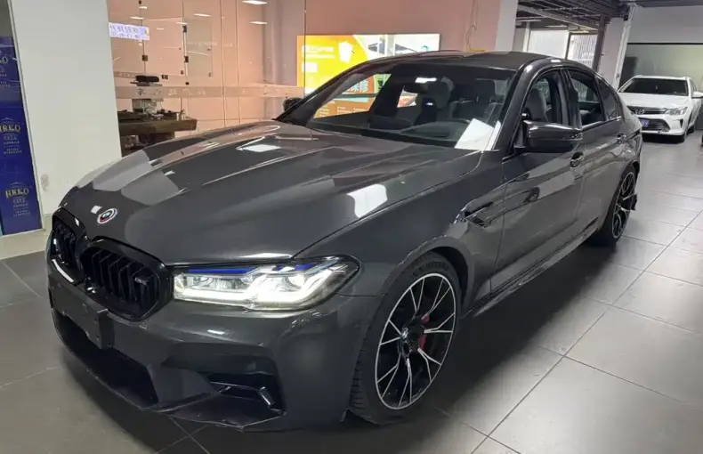 BMW M5 2021 из Китая