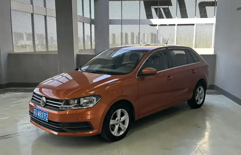 Volkswagen Santana 2016 из Китая