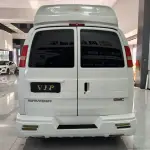 GMC Savana 2015 314 л.с. из Китая