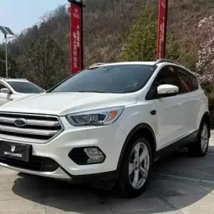 Ford Kuga 2017 из Китая