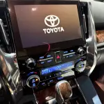 Toyota Alphard 2022 из Китая