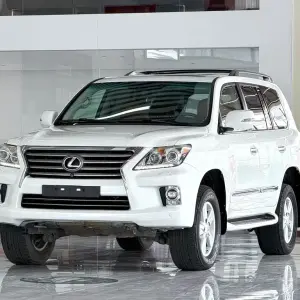 Lexus LX 2014 лот 57815714 из Китая