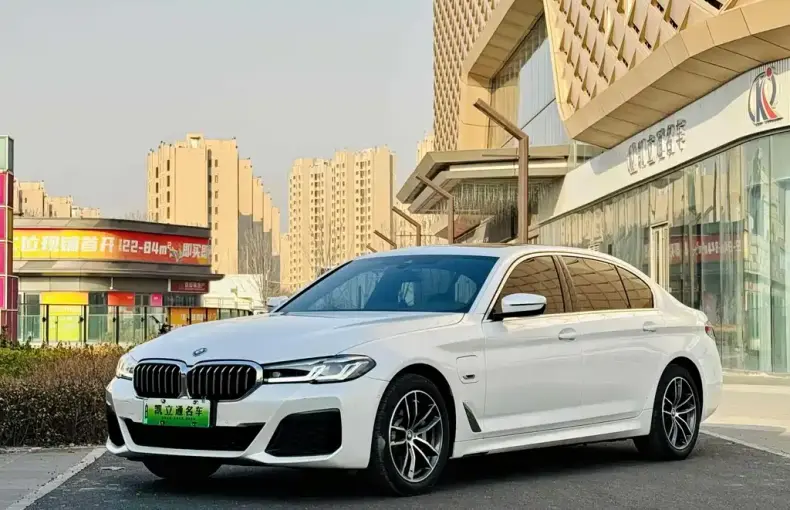 BMW 5 Series New Energy 2022 из Китая