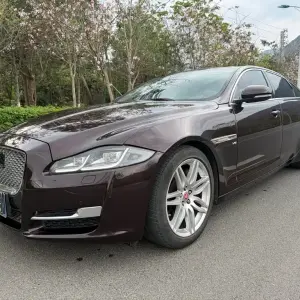 Jaguar XJ 2018 из Китая