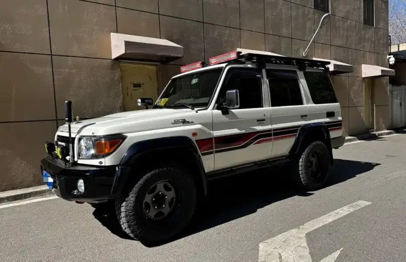 Toyota Land Cruiser 2024 из Китая