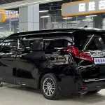 Toyota Alphard 2022 из Китая