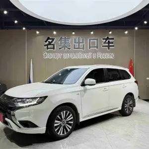 Mitsubishi Outlander 2022 166 л.с. из Китая