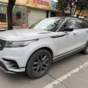 Land Rover Velar 2023 250 л.с. 250 л.с. из Китая
