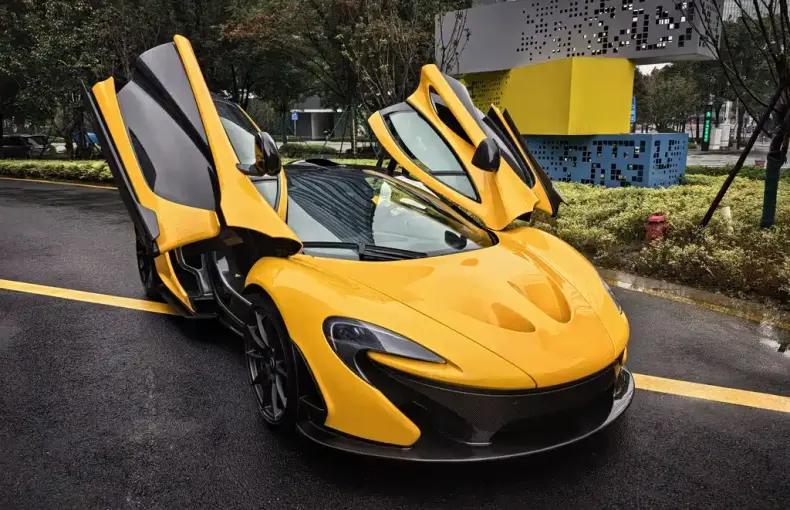 McLaren P1 2015 из Китая